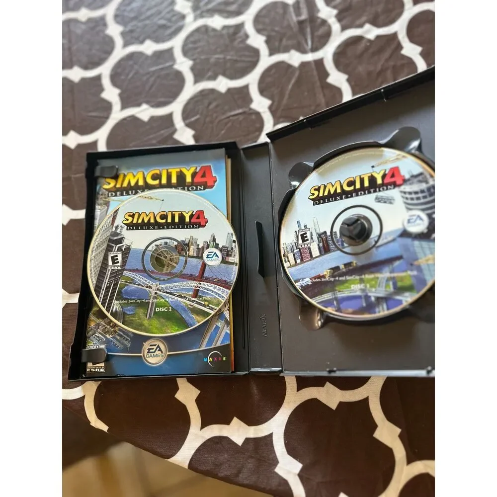 SimCity 4 Deluxe Edition PC Big Box Video Game CIB 2-Disc Set Maxis EA 2003